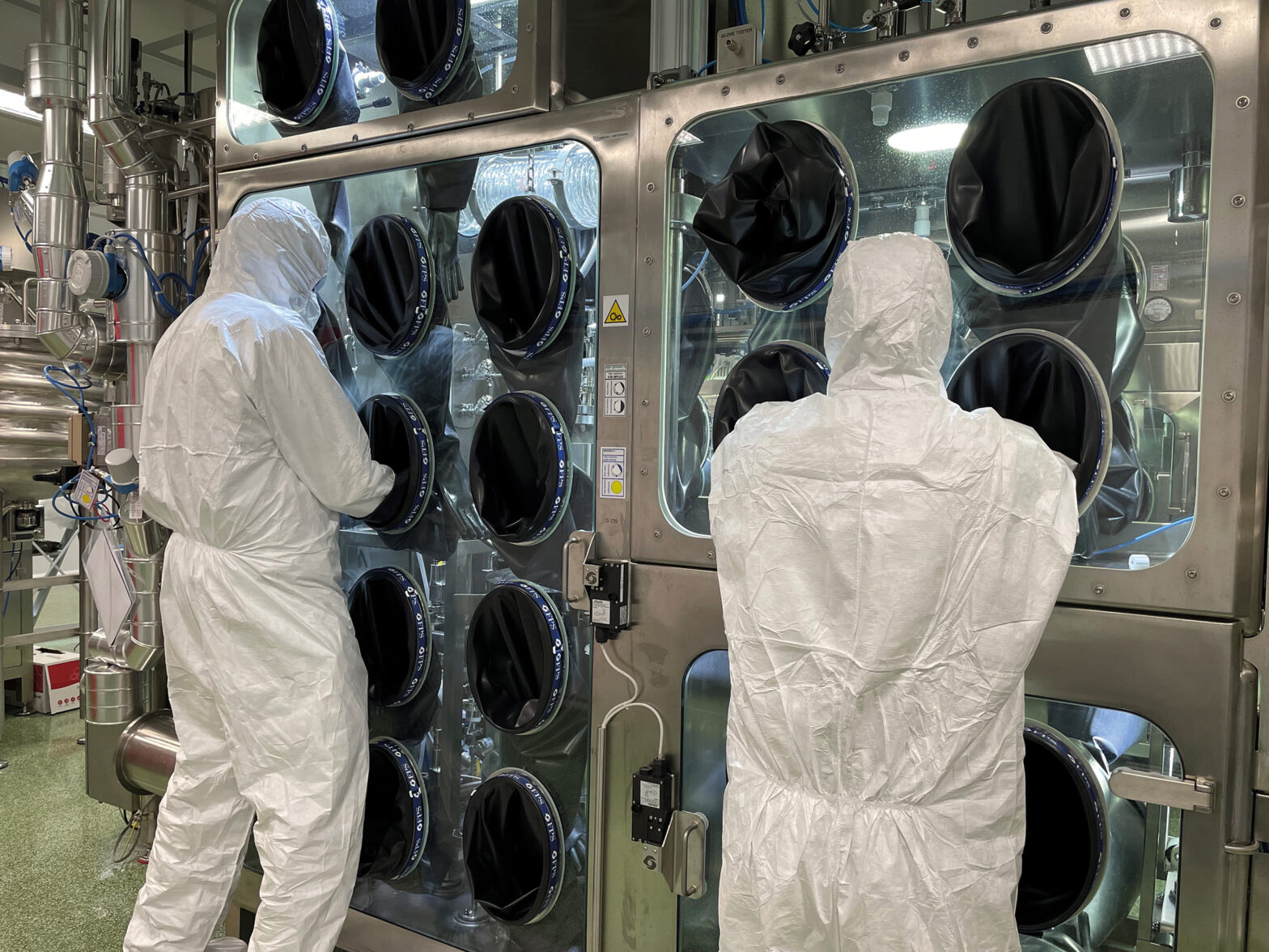 Potent Api Containment Lab Redefining possibilities: PROCOS’ commitment to High Potency APIs* – 24 ...